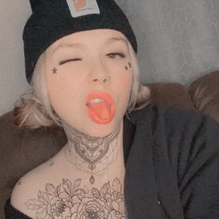 B💞