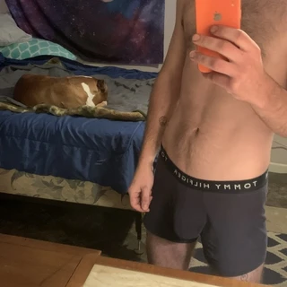 C👽