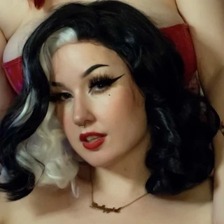 GothBabe93