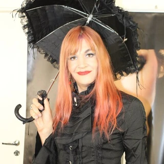 TS Gothic Susanna