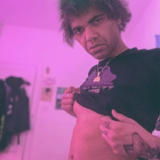 𝓭𝓲𝓶𝓲𝓷𝓲𝓼𝓱𝓮𝓭 🖤🌙🥀