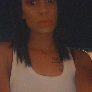 Halle Lyons