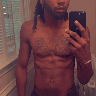 A Handsome demon 👑👅😈