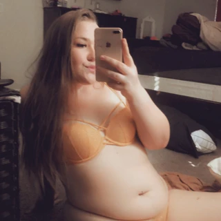 Hannah🤤🤤