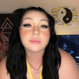 Hazel Jade 🖤