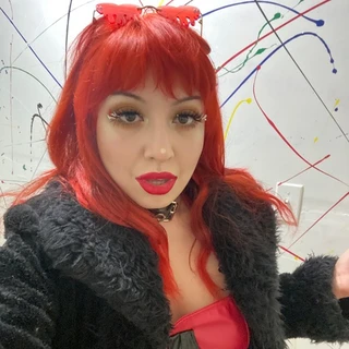 ✯ daphne ✯