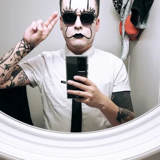 Neøn Demøn