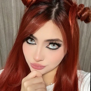 Ría🖤