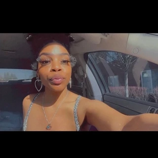 Kitten 👅