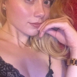 Holly Hartt