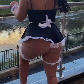 Holly pocket 😈💦