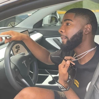 Zion De’labonjé🥂