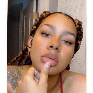 Honey 🍯 Bunn ✨