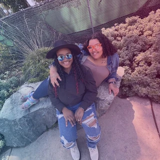 HoneyPotWives 🏳️‍🌈