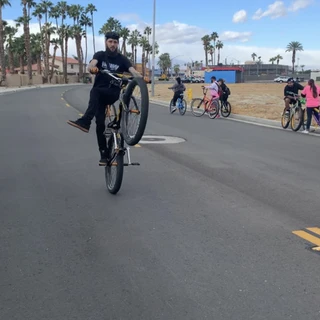 Hoodrich Bikelife