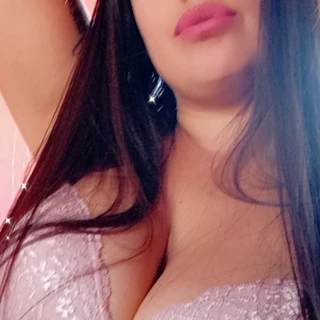 💙⭐ HORNY BRUNETTE ⭐💙
