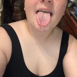 Hornyhousewife1