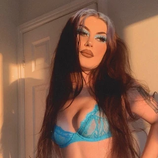 Em ✨