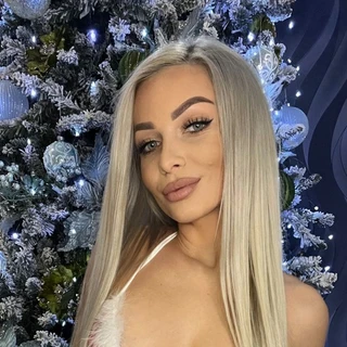 𝑆𝑎𝑟𝑎ℎ👑 𝑄𝑢𝑒𝑒𝑛 𝑜𝑓 𝑆𝑒𝑛𝑠𝑢𝑎𝑙𝑖𝑡𝑦🫦