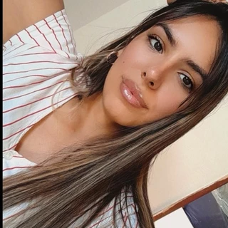 Latina honry 🦊