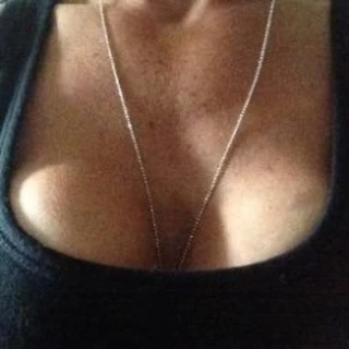 hotwifebella