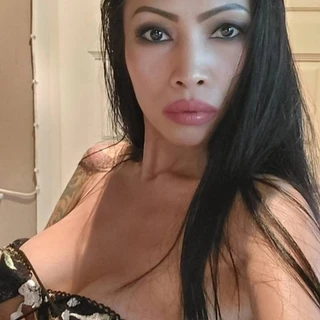 HotWifeStonerGirl