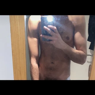 Hung Arab & Bubble Butt