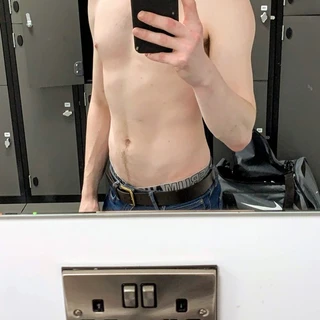 Hung Dom Top