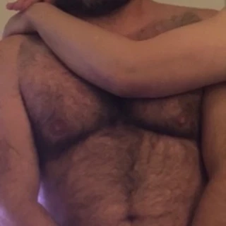 Hunghairybear79 8”