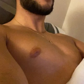 👅