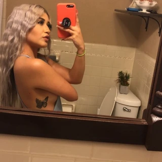 Lelybellaaaa