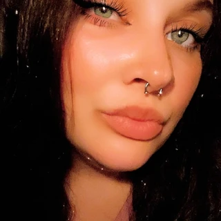 Italian Goddess👑😻💦👄