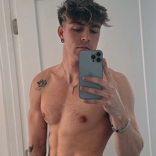Grayson🖤