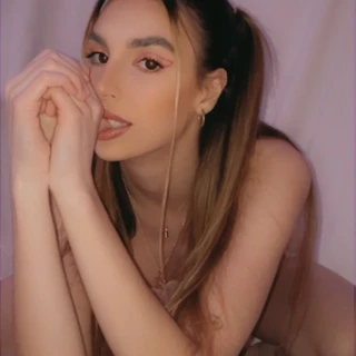 😈