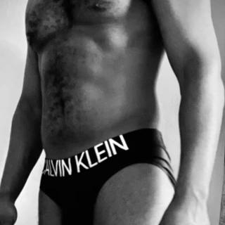 J.Leon
