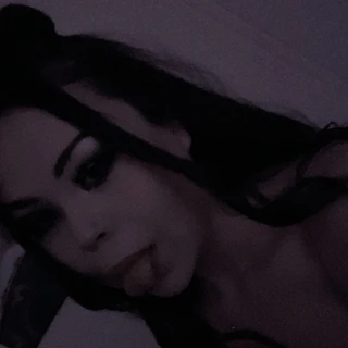 J ✨