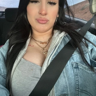 Joclyn🖤🤍
