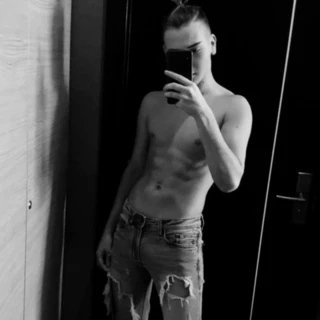 ✨Johnny twink✨