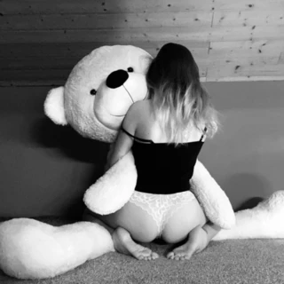 I'm not your girl