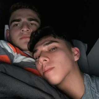 Christopher y José
