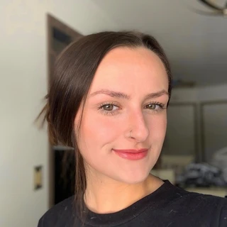 B 🦋