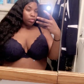 JuicyyBawdyy