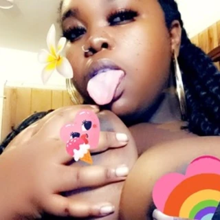 Juicyy Nikki