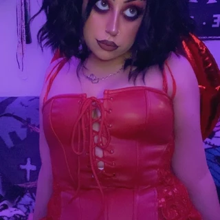 Julia Ghouliaa😈