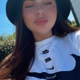 Iuliaa145