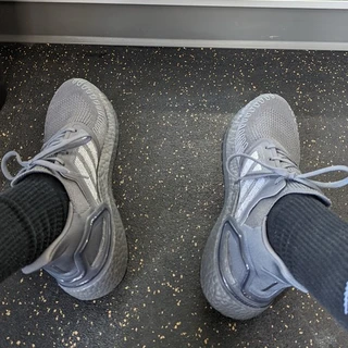 KansasSneaks
