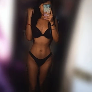 Karly🥀