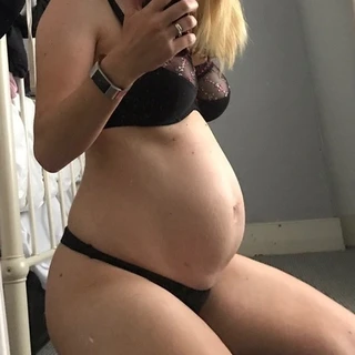 Hot Pregnant Honey