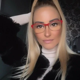 👩‍🏫 Kate, your sexy teacher 👀💖