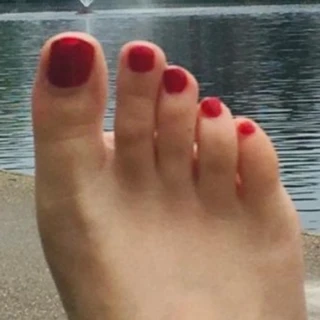 Kathy Noble's Feet